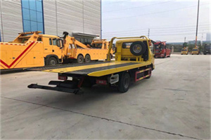 登封非事故拖车